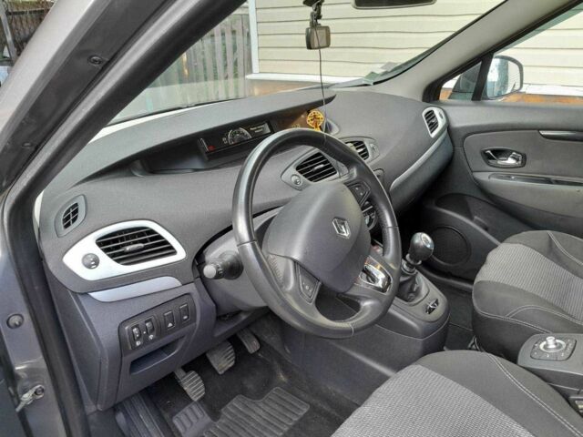 Сірий Рено Сценік, об'ємом двигуна 1.6 л та пробігом 106 тис. км за 8500 $, фото 5 на Automoto.ua