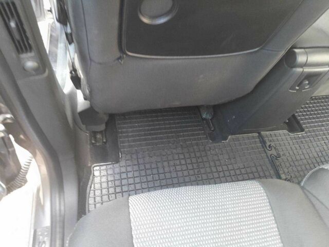 Сірий Рено Сценік, об'ємом двигуна 1.6 л та пробігом 106 тис. км за 8500 $, фото 8 на Automoto.ua