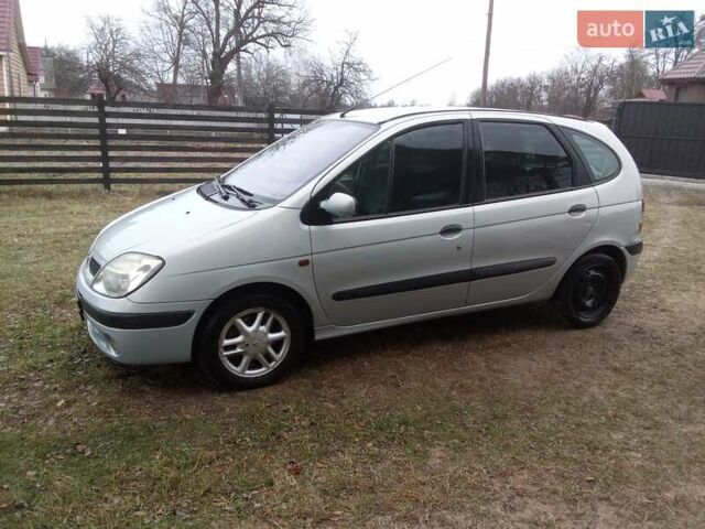 Рено Сценик 2000 в Сарнах на Automoto.ua Серый Рено Сценик, объемом двигателя 1.9 л и пробегом 344 тыс. км за 3100 $, фото 3 на Automoto.ua