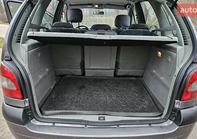 Серый Рено Сценик, объемом двигателя 1.6 л и пробегом 200 тыс. км за 3490 $, фото 23 на Automoto.ua