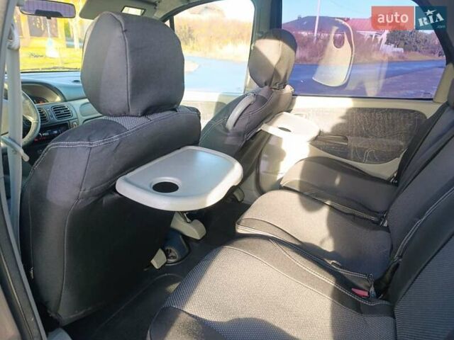 Сірий Рено Сценік, об'ємом двигуна 1.6 л та пробігом 230 тис. км за 3499 $, фото 33 на Automoto.ua