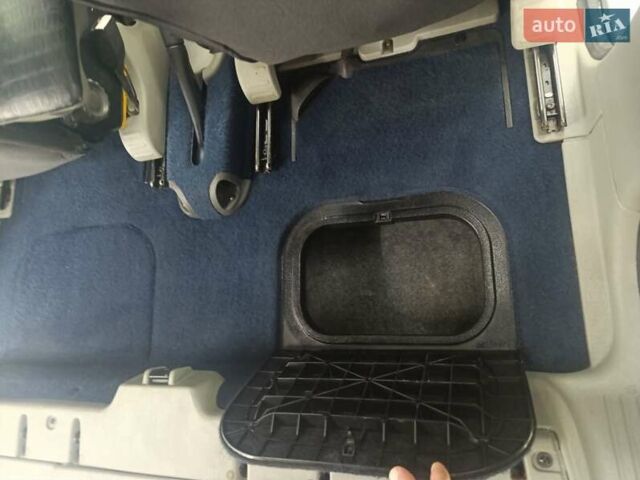 Сірий Рено Сценік, об'ємом двигуна 1.6 л та пробігом 230 тис. км за 3499 $, фото 21 на Automoto.ua