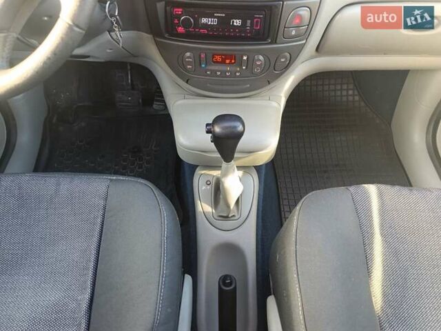 Сірий Рено Сценік, об'ємом двигуна 1.6 л та пробігом 230 тис. км за 3499 $, фото 55 на Automoto.ua