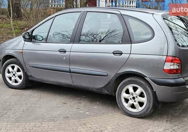 Серый Рено Сценик, объемом двигателя 1.6 л и пробегом 200 тыс. км за 3490 $, фото 10 на Automoto.ua