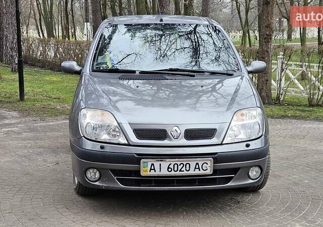 Серый Рено Сценик, объемом двигателя 1.6 л и пробегом 200 тыс. км за 3490 $, фото 2 на Automoto.ua