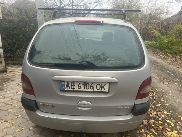 Серый Рено Сценик, объемом двигателя 1.6 л и пробегом 235 тыс. км за 3100 $, фото 2 на Automoto.ua