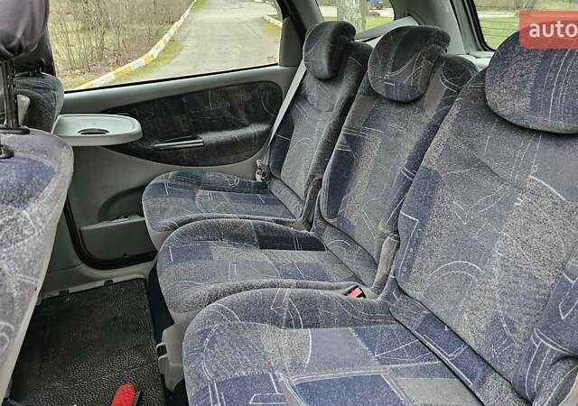 Серый Рено Сценик, объемом двигателя 1.6 л и пробегом 200 тыс. км за 3490 $, фото 22 на Automoto.ua