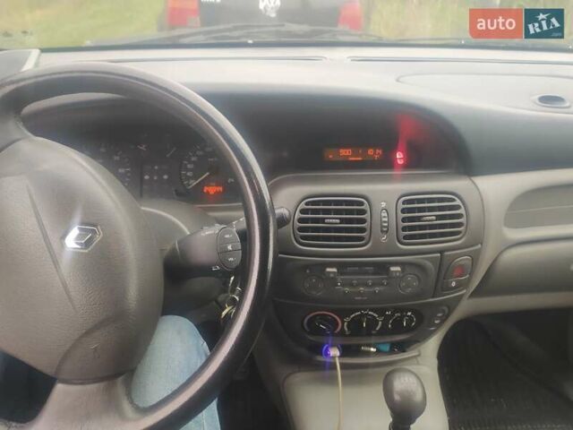 Рено Сценик 2000 в Ровно на Automoto.ua Серый Рено Сценик, объемом двигателя 1.6 л и пробегом 247 тыс. км за 3199 $, фото 1 на Automoto.ua