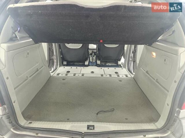 Сірий Рено Сценік, об'ємом двигуна 1.6 л та пробігом 230 тис. км за 3499 $, фото 22 на Automoto.ua