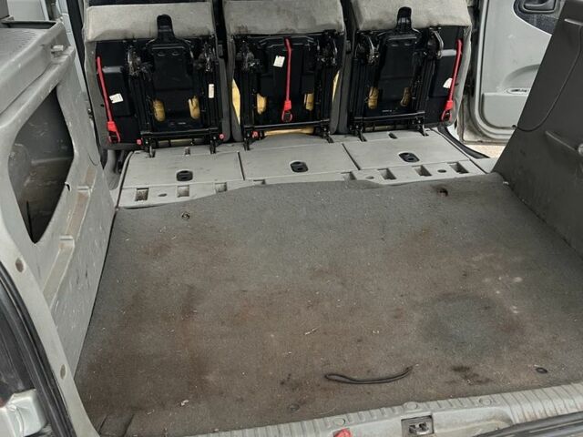 Серый Рено Сценик, объемом двигателя 0 л и пробегом 290 тыс. км за 1600 $, фото 8 на Automoto.ua