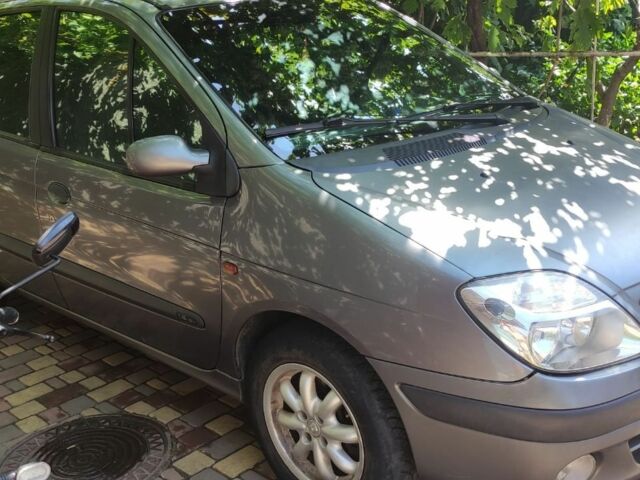 Серый Рено Сценик, объемом двигателя 1.6 л и пробегом 350 тыс. км за 3500 $, фото 4 на Automoto.ua