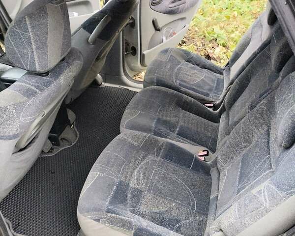 Рено Сценик 2001 в Виннице на Automoto.ua Серый Рено Сценик, объемом двигателя 1.6 л и пробегом 300 тыс. км за 2900 $, фото 25 на Automoto.ua