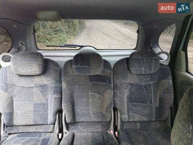 Рено Сценик 2001 в Виннице на Automoto.ua Серый Рено Сценик, объемом двигателя 1.6 л и пробегом 300 тыс. км за 2900 $, фото 24 на Automoto.ua