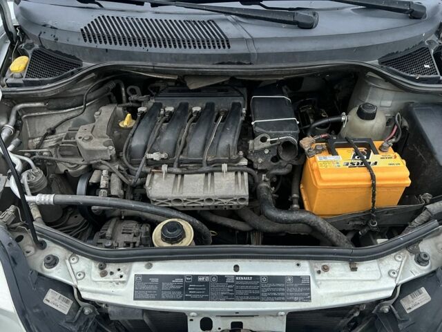 Серый Рено Сценик, объемом двигателя 0 л и пробегом 290 тыс. км за 1600 $, фото 13 на Automoto.ua