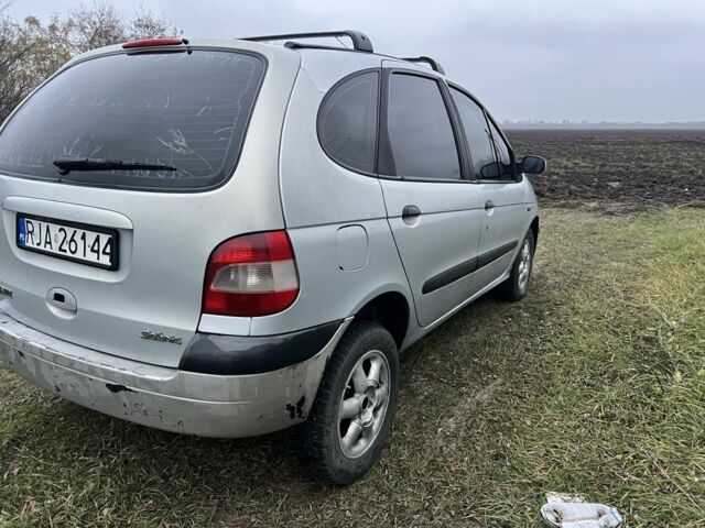Серый Рено Сценик, объемом двигателя 0 л и пробегом 290 тыс. км за 1600 $, фото 4 на Automoto.ua