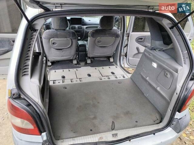 Рено Сценик 2001 в Виннице на Automoto.ua Серый Рено Сценик, объемом двигателя 1.6 л и пробегом 300 тыс. км за 2900 $, фото 21 на Automoto.ua