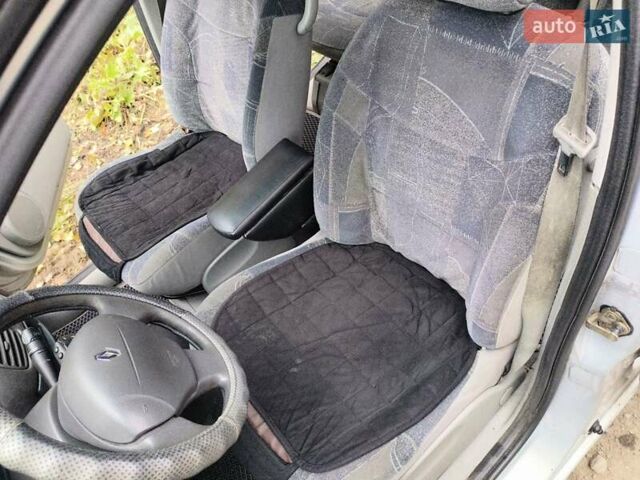 Рено Сценик 2001 в Виннице на Automoto.ua Серый Рено Сценик, объемом двигателя 1.6 л и пробегом 300 тыс. км за 2900 $, фото 13 на Automoto.ua
