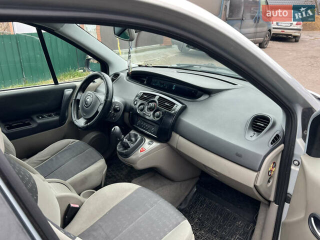 Серый Рено Сценик, объемом двигателя 1.9 л и пробегом 280 тыс. км за 3700 $, фото 6 на Automoto.ua
