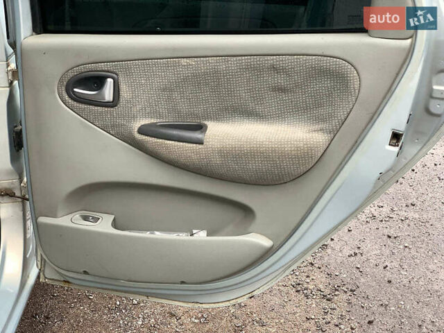 Рено Сценик 2002 в Виннице на Automoto.ua Серый Рено Сценик, объемом двигателя 1.6 л и пробегом 270 тыс. км за 3490 $, фото 19 на Automoto.ua