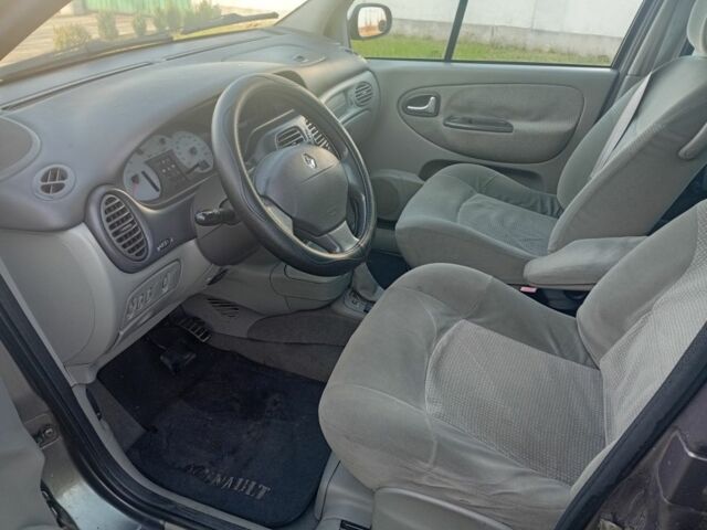 Серый Рено Сценик, объемом двигателя 2 л и пробегом 280 тыс. км за 3800 $, фото 4 на Automoto.ua