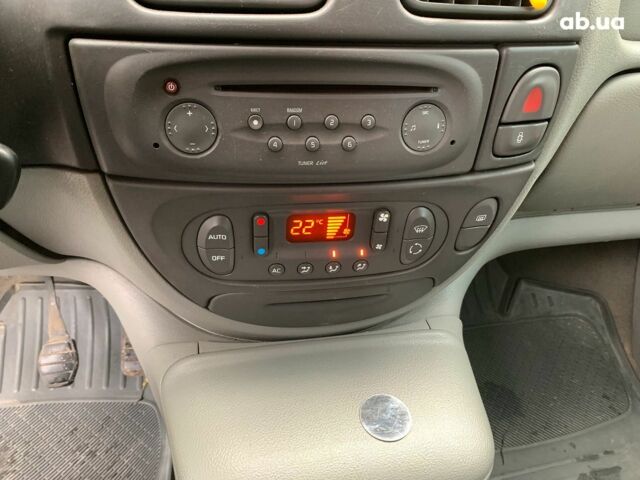 Рено Сценик 2002 в Виннице на Automoto.ua Серый Рено Сценик, объемом двигателя 1.6 л и пробегом 270 тыс. км за 3490 $, фото 29 на Automoto.ua