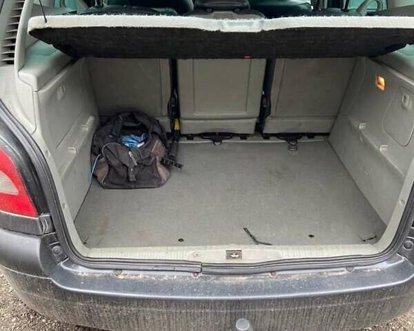 Серый Рено Сценик, объемом двигателя 1.87 л и пробегом 300 тыс. км за 2900 $, фото 7 на Automoto.ua