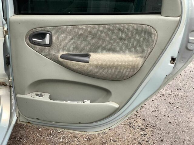 Рено Сценик 2002 в Виннице на Automoto.ua Серый Рено Сценик, объемом двигателя 1.6 л и пробегом 270 тыс. км за 3490 $, фото 19 на Automoto.ua