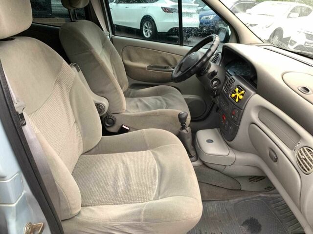 Рено Сценик 2002 в Виннице на Automoto.ua Серый Рено Сценик, объемом двигателя 1.6 л и пробегом 270 тыс. км за 3490 $, фото 23 на Automoto.ua