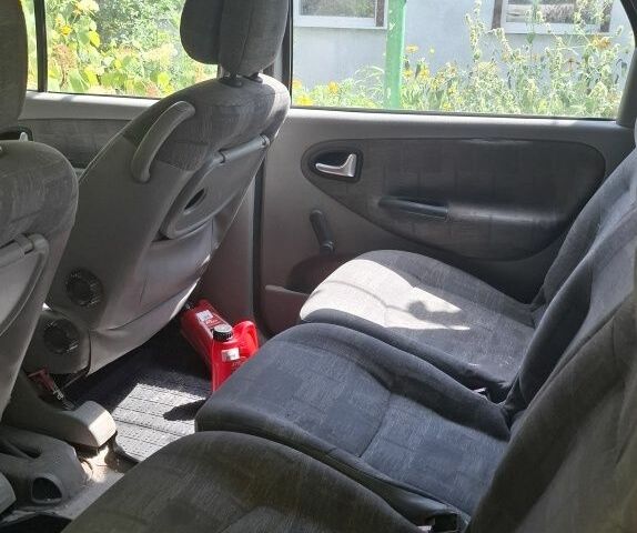 Серый Рено Сценик, объемом двигателя 0 л и пробегом 3 тыс. км за 2200 $, фото 2 на Automoto.ua