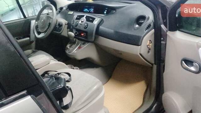 Сірий Рено Сценік, об'ємом двигуна 2 л та пробігом 190 тис. км за 4850 $, фото 3 на Automoto.ua