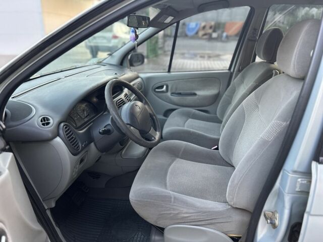 Серый Рено Сценик, объемом двигателя 1.6 л и пробегом 183 тыс. км за 3300 $, фото 9 на Automoto.ua