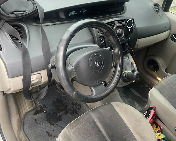 Серый Рено Сценик, объемом двигателя 1.6 л и пробегом 420 тыс. км за 3000 $, фото 6 на Automoto.ua