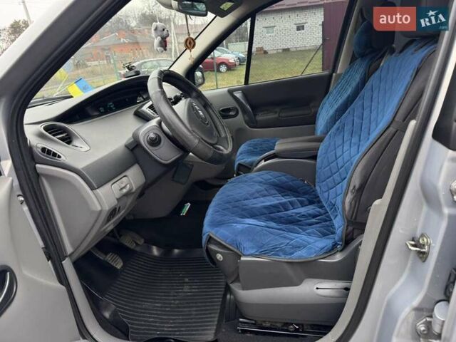 Сірий Рено Сценік, об'ємом двигуна 1.6 л та пробігом 222 тис. км за 3999 $, фото 10 на Automoto.ua