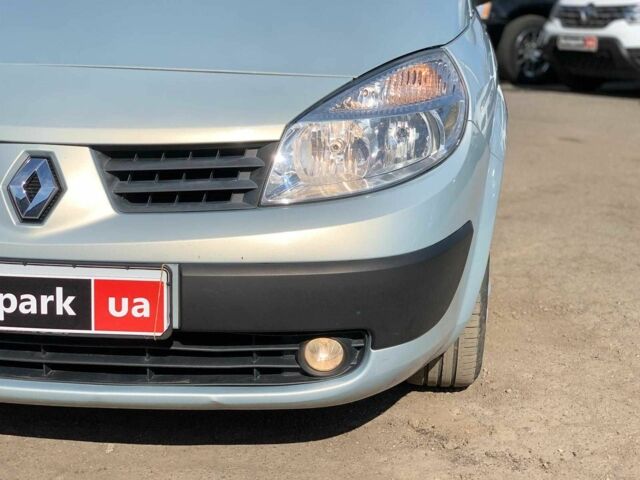Рено Сценик 2003 в Виннице на Automoto.ua Серый Рено Сценик, объемом двигателя 1.6 л и пробегом 170 тыс. км за 4440 $, фото 8 на Automoto.ua