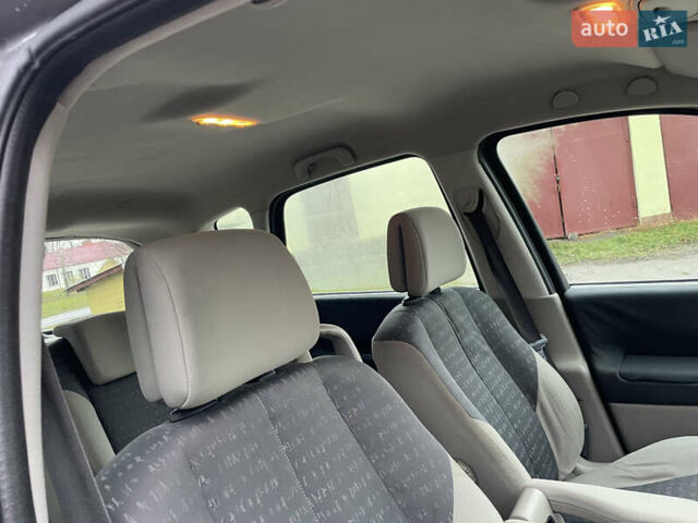 Серый Рено Сценик, объемом двигателя 1.6 л и пробегом 247 тыс. км за 4555 $, фото 41 на Automoto.ua