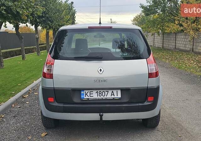 Сірий Рено Сценік, об'ємом двигуна 1.6 л та пробігом 225 тис. км за 4650 $, фото 7 на Automoto.ua