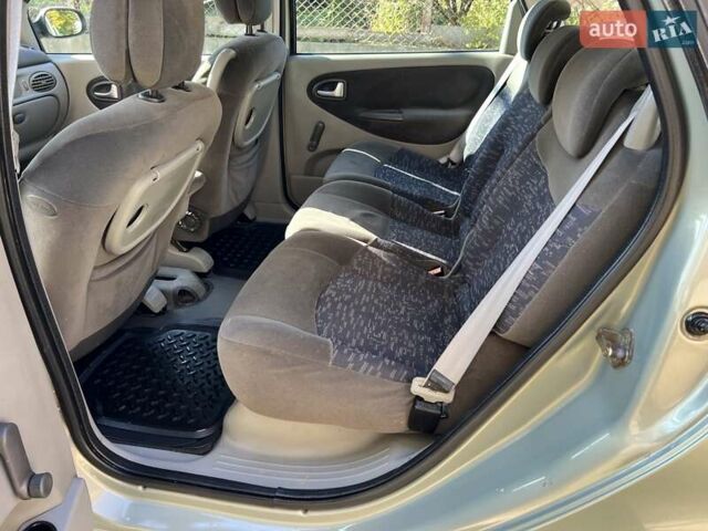 Сірий Рено Сценік, об'ємом двигуна 1.87 л та пробігом 250 тис. км за 3583 $, фото 7 на Automoto.ua