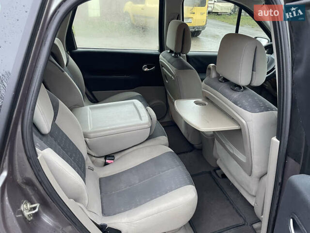 Серый Рено Сценик, объемом двигателя 1.6 л и пробегом 247 тыс. км за 4555 $, фото 43 на Automoto.ua