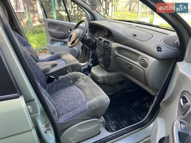 Сірий Рено Сценік, об'ємом двигуна 1.87 л та пробігом 250 тис. км за 3583 $, фото 23 на Automoto.ua