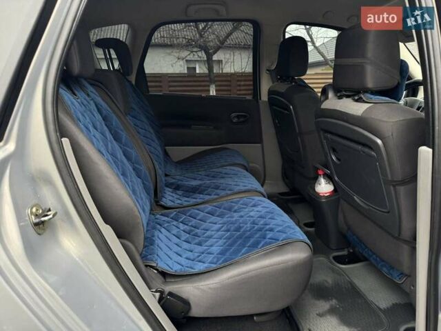 Сірий Рено Сценік, об'ємом двигуна 1.6 л та пробігом 222 тис. км за 3999 $, фото 15 на Automoto.ua