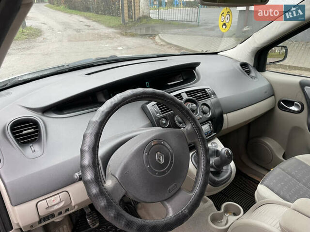 Серый Рено Сценик, объемом двигателя 1.6 л и пробегом 247 тыс. км за 4555 $, фото 29 на Automoto.ua