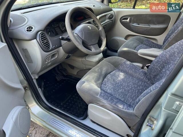 Сірий Рено Сценік, об'ємом двигуна 1.87 л та пробігом 250 тис. км за 3583 $, фото 19 на Automoto.ua