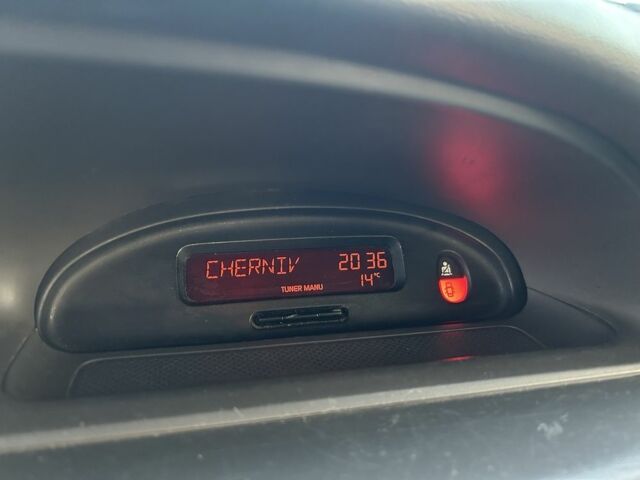 Серый Рено Сценик, объемом двигателя 1.6 л и пробегом 183 тыс. км за 3300 $, фото 12 на Automoto.ua