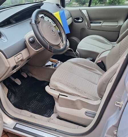 Сірий Рено Сценік, об'ємом двигуна 1.9 л та пробігом 315 тис. км за 3700 $, фото 7 на Automoto.ua