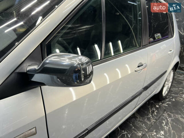 Серый Рено Сценик, объемом двигателя 1.9 л и пробегом 260 тыс. км за 3600 $, фото 6 на Automoto.ua