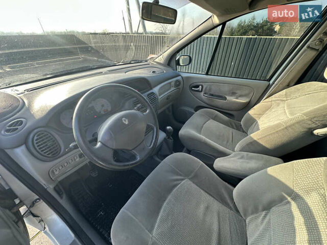 Серый Рено Сценик, объемом двигателя 1.6 л и пробегом 267 тыс. км за 1999 $, фото 16 на Automoto.ua