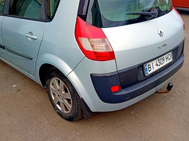 Серый Рено Сценик, объемом двигателя 1.5 л и пробегом 310 тыс. км за 4100 $, фото 2 на Automoto.ua