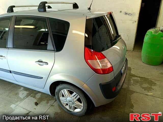 Серый Рено Сценик, объемом двигателя 1.6 л и пробегом 211 тыс. км за 4800 $, фото 11 на Automoto.ua