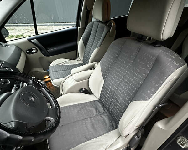 Сірий Рено Сценік, об'ємом двигуна 1.6 л та пробігом 135 тис. км за 3700 $, фото 10 на Automoto.ua