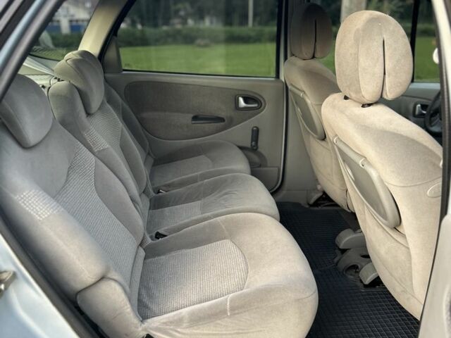 Серый Рено Сценик, объемом двигателя 1.6 л и пробегом 183 тыс. км за 3300 $, фото 14 на Automoto.ua